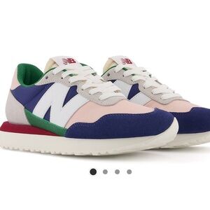 New Balance 237 sneakers in navy multi. US 8 . Worn 1-2 times